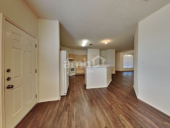 5th image of 6308 Stonewater Bend Trl