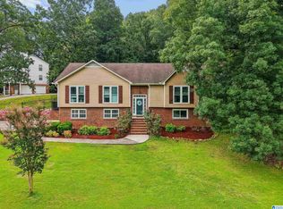 1716 Russet Woods Ln, Birmingham, AL 35244