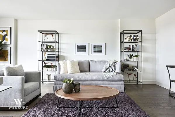 Sold by Warburg | media 23