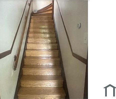3rd image of 7127 S Eberhart Ave #2