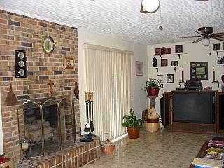 3rd image of 7 Lakewood Dr