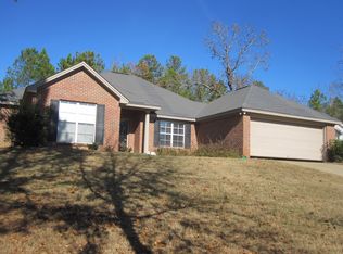 169 Tagan Rd, Tallassee, AL 36078