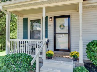 112 Hickory Way N, Hendersonville, TN 37075
