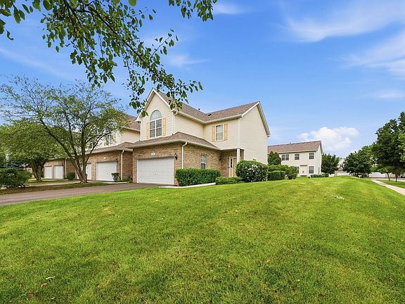 3rd image of 1114 Coventry Ln