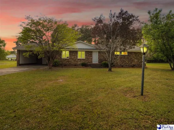 622 E McIver Rd, Florence, SC 29506