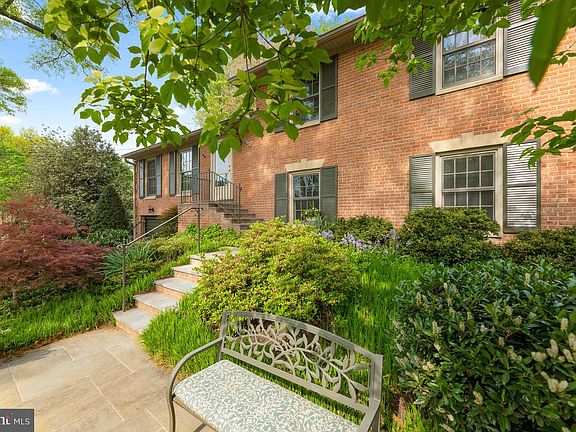 4th image of 9601 Dewmar Ln