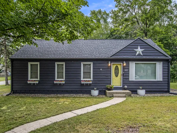 203 Parker Ave, Kalamazoo, MI 49001