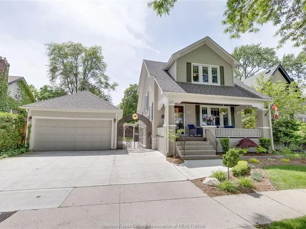 221 Villaire Ave, Windsor, ON N8S 2J1