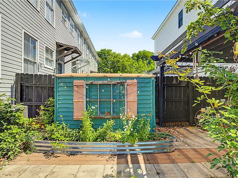 1410 Jefferson St — Photo 40