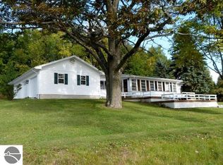 18563 Barber Rd, Lake Ann, MI 49650