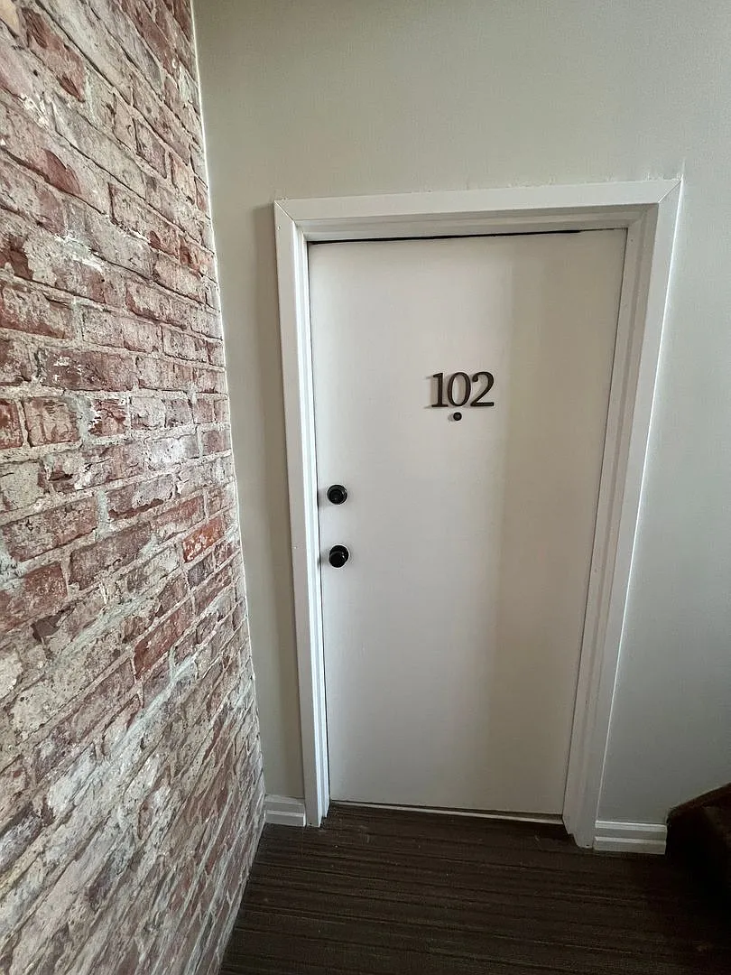 Building Photo - 3005 Harney St