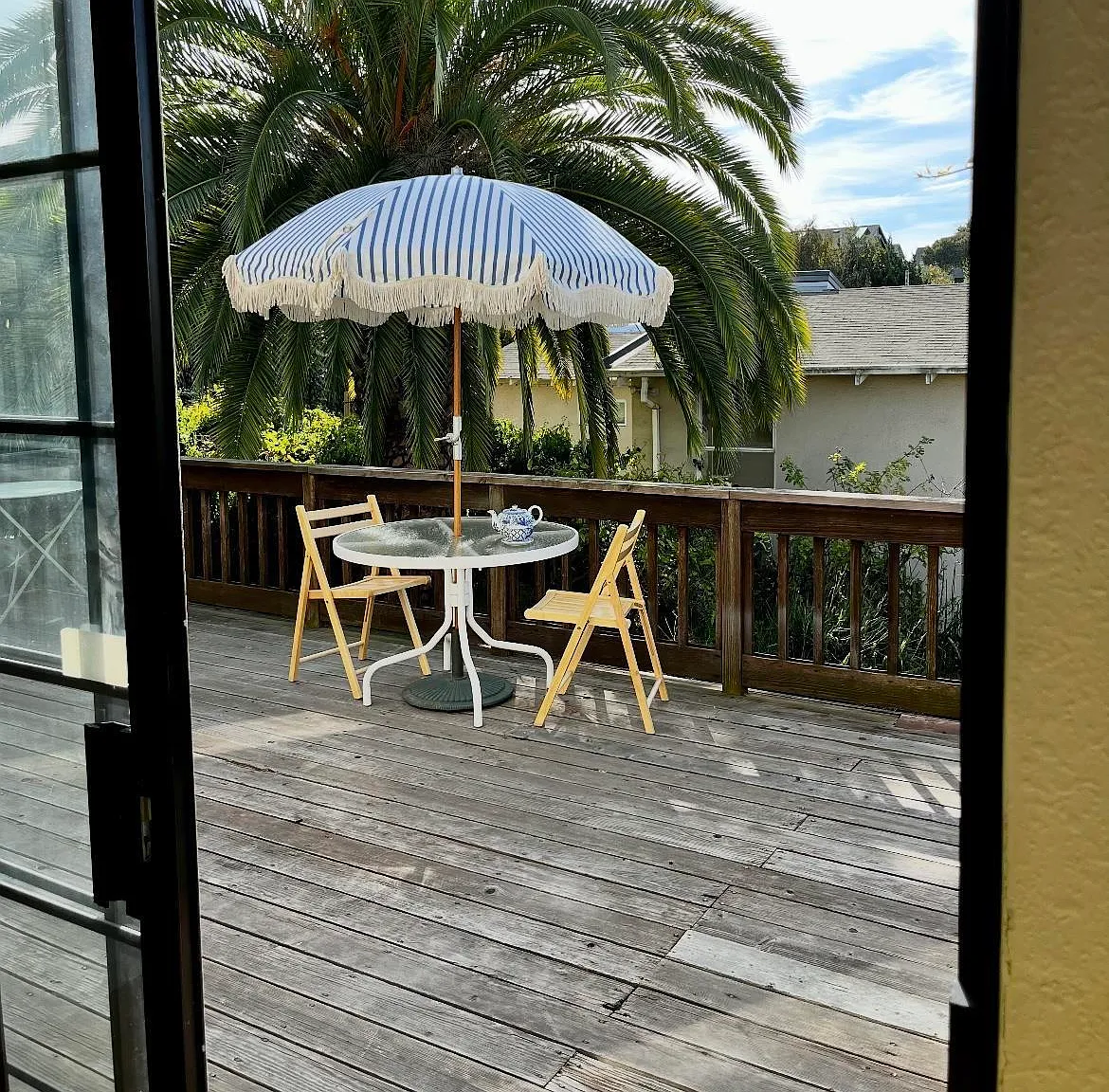 2 bed, 1.5 bath, 1092 sqft, $4,100 — Photo 2