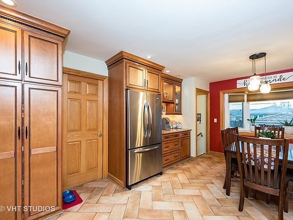 4th image of 9870 Sterling Ln