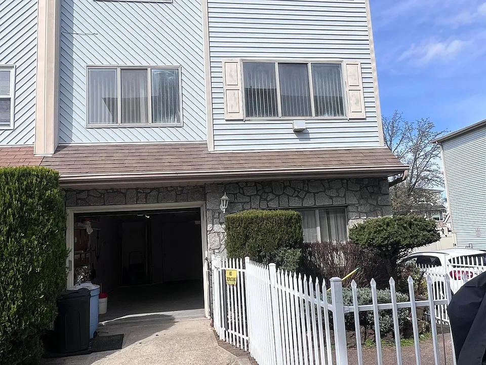 18 Wirt Ln