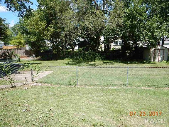 3rd image of 603 E Maywood Ave