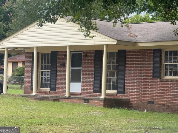 512 Holly Dr, Eufaula, AL 36027
