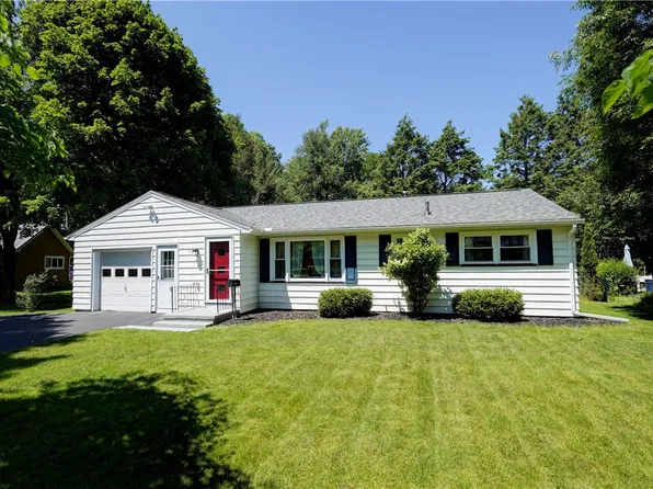 200 Klink Rd, Rochester, NY 14625