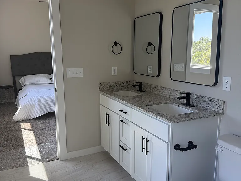77 Shetland Dr — Photo 2