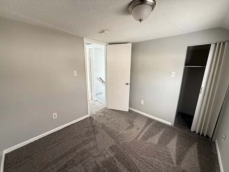 2321 W Main St — Photo 22