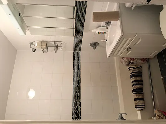 Rented by null | media 6