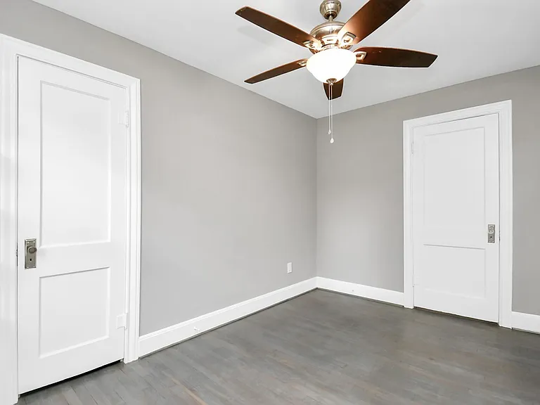 901 N Jones St — Photo 27