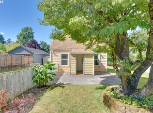 8943 NE Webster St, Portland, OR 97220