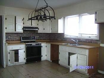 2nd image of 198 Prospect Ave W