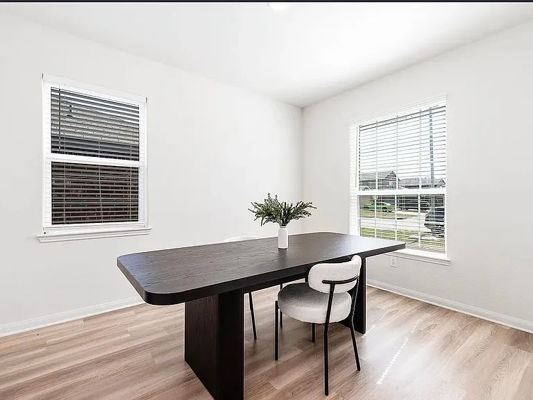 22402 Kennons Way — Photo 7