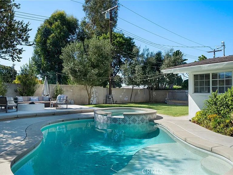 2273 Columbia Dr — Photo 37