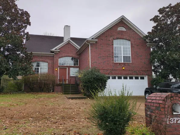 3724 Seasons Dr, Antioch, TN 37013