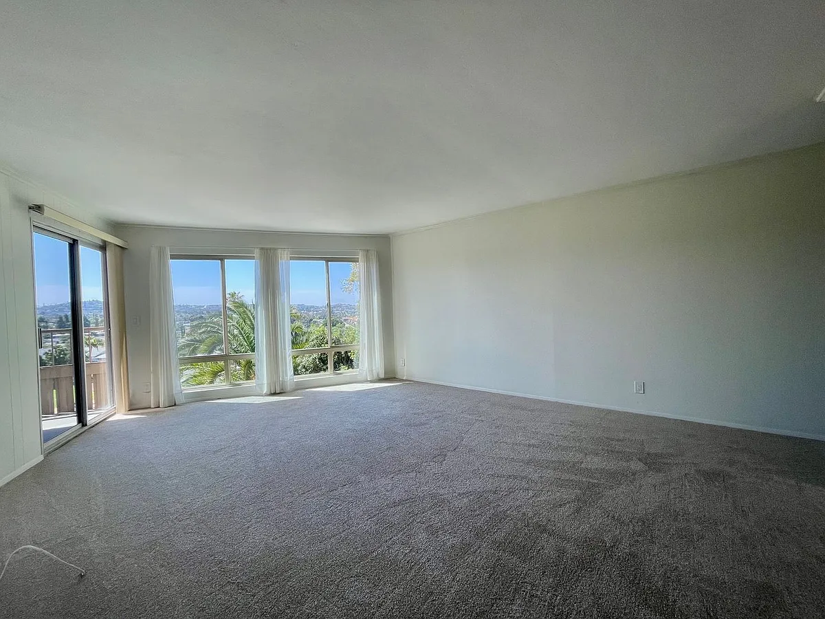 Building Photo - 5702 Baltimore Dr #266