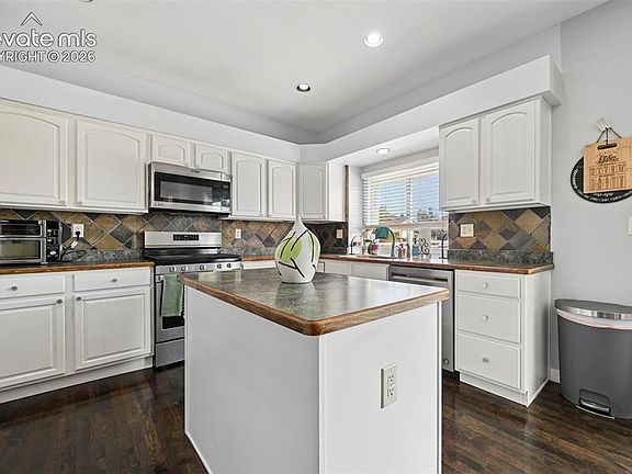 2nd image of 8347 Tibbs Rd