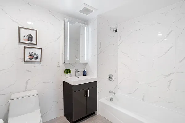 Sold by E Realty International Corp | media 13