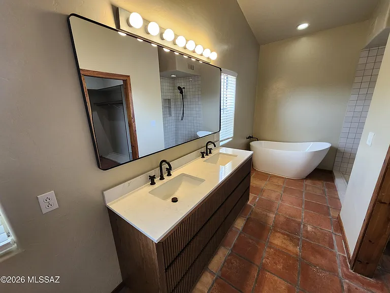 11065 E Snyder Rd — Photo 26