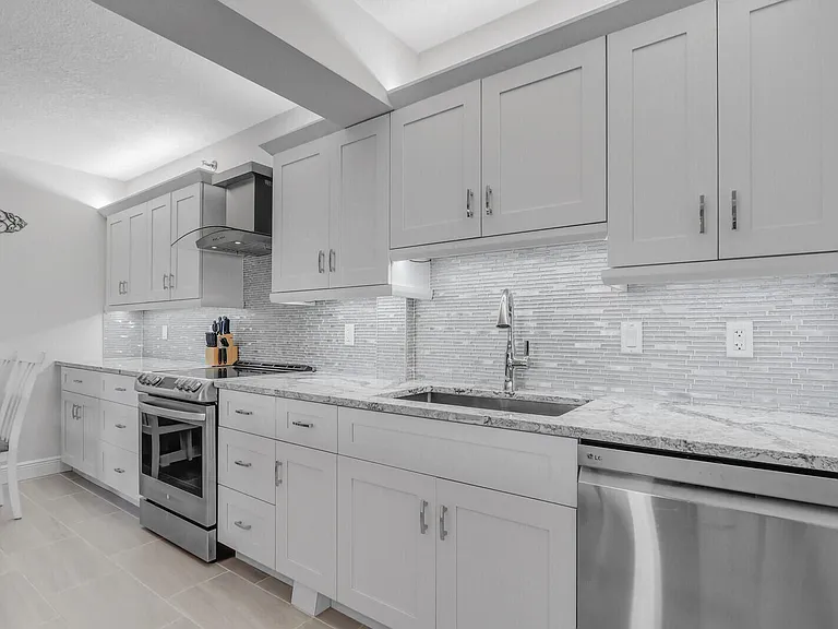 4444 NE Ocean Blvd #E2 — Photo 6