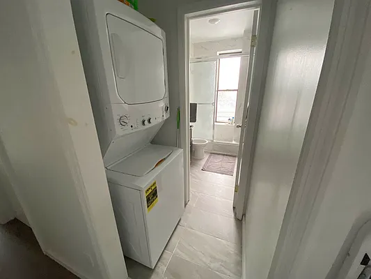 Rented by Premier Metro Realty Corp | media 17