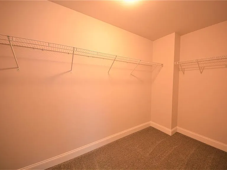 246 Hellen Valley Dr — Photo 25