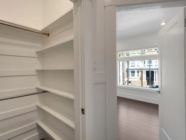 1445 Leavenworth Street — Photo 17