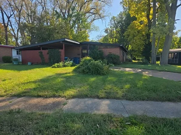 6420 Evergreen Blvd, Saint Louis, MO 63134