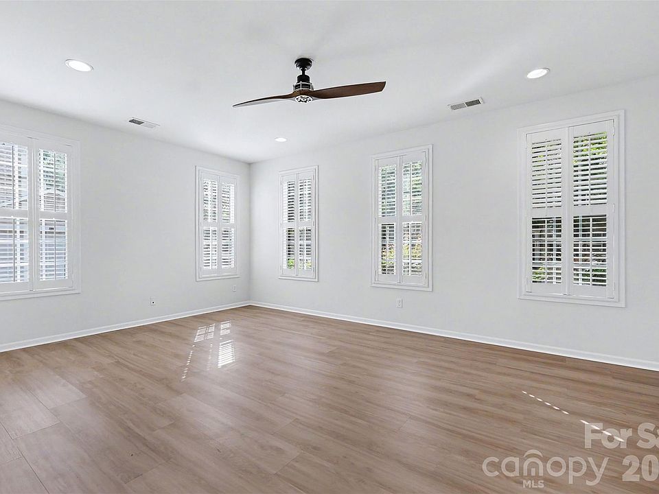 11245 Cedar Walk Ln, Charlotte, NC 28277 | Zillow