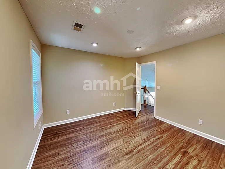 133 Weatherstone Dr — Photo 16