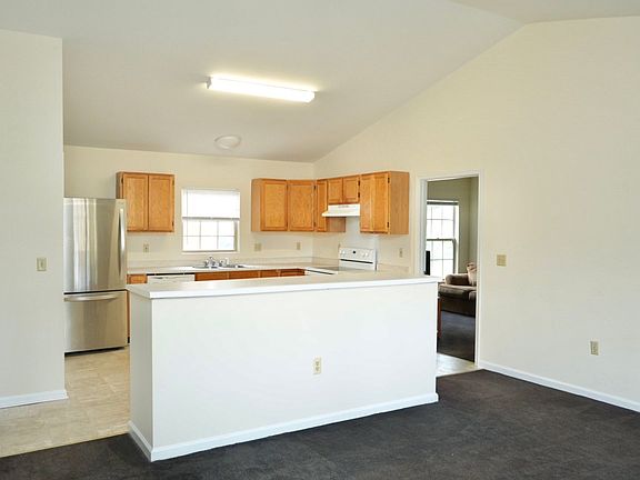 3rd image of 101 Cresap Rd
