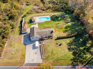 827 Thompson Road, Thompson, CT 06277