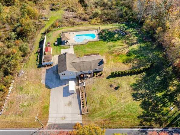 827 Thompson Road, Thompson, CT 06277