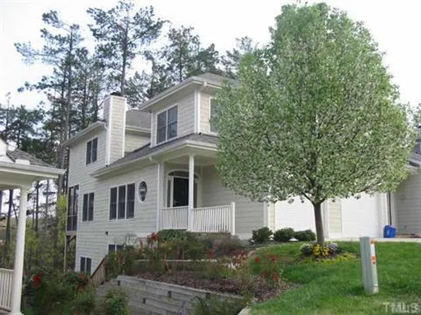 310 Columbia Pl E, Chapel Hill, NC 27516