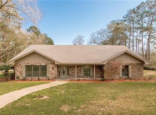 14116 Manor Dr, Ponchatoula, LA 70454