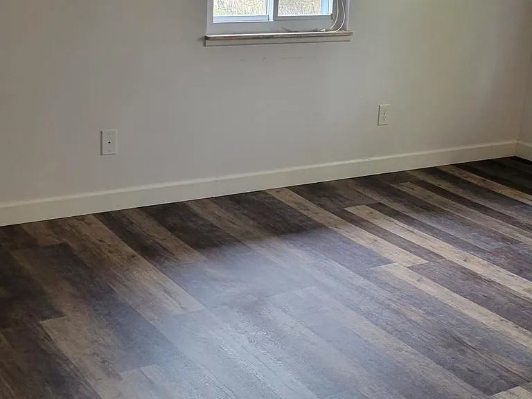 1301 E Wheeler St — Photo 4