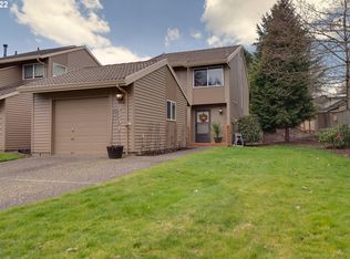 7751 SW Raintree Dr, Beaverton, OR 97008