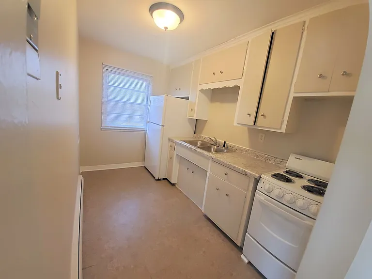 166 McCarrons Blvd N #161 — Photo 16