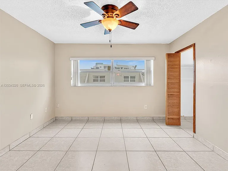 210 NW 87th Ave #L206 — Photo 33